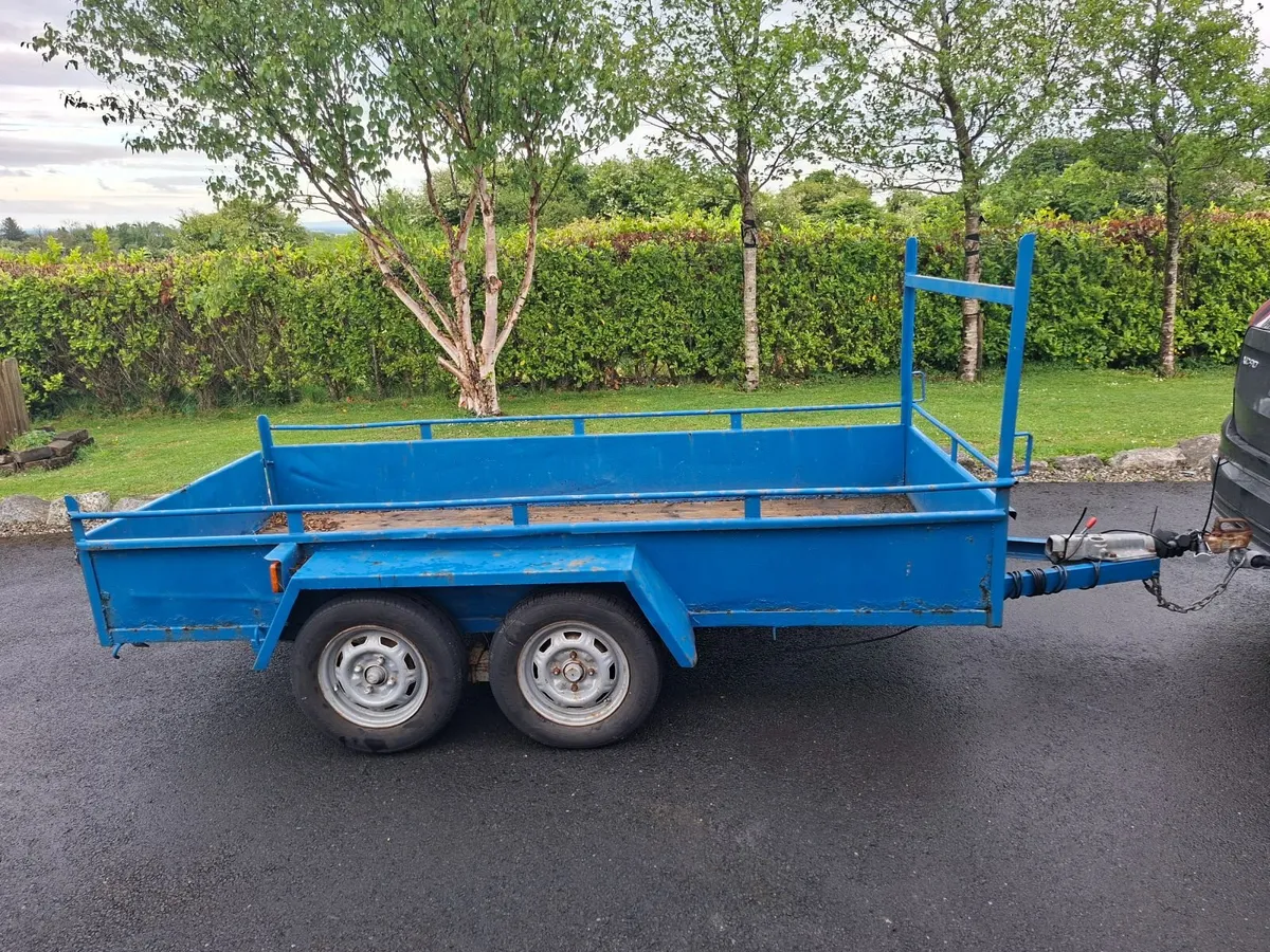 10ft x 4.5ft double axle builders trailer - Image 3