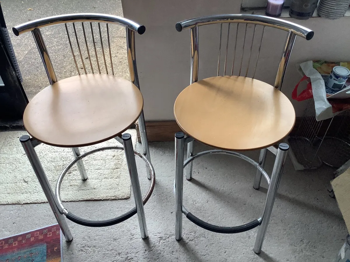 Kitchen stools - Image 1