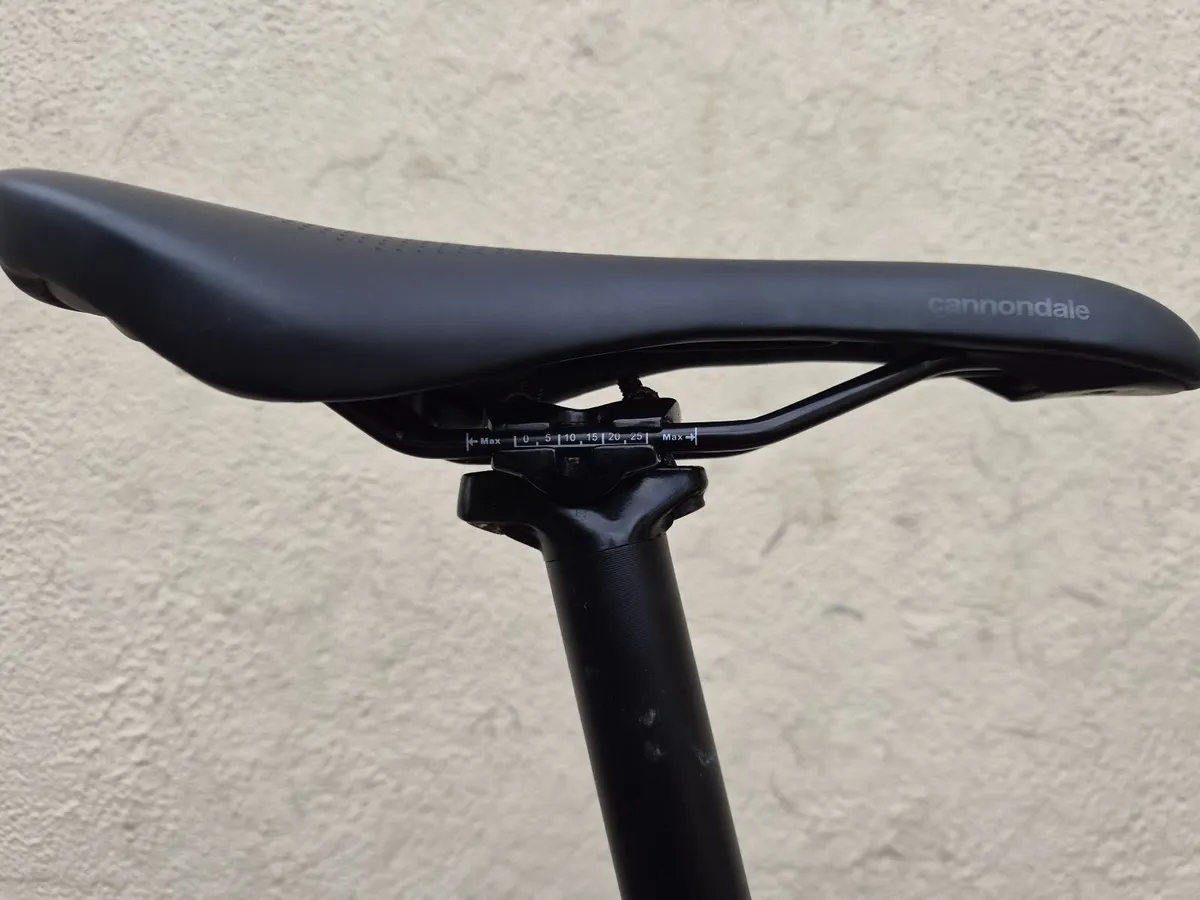Cannondale SR Suntour XCR Bicycle - Image 2