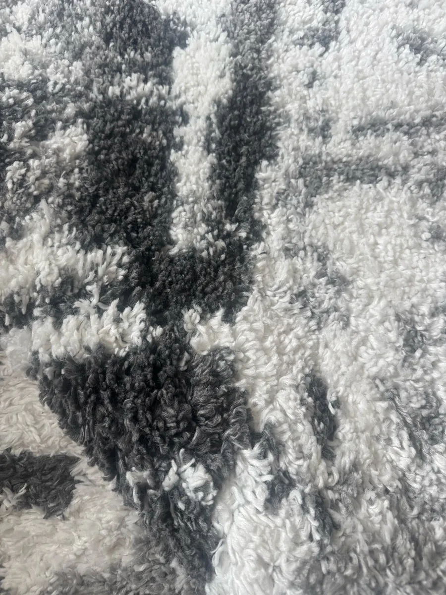 Rug 160x230 JYSK Rugs - Image 1
