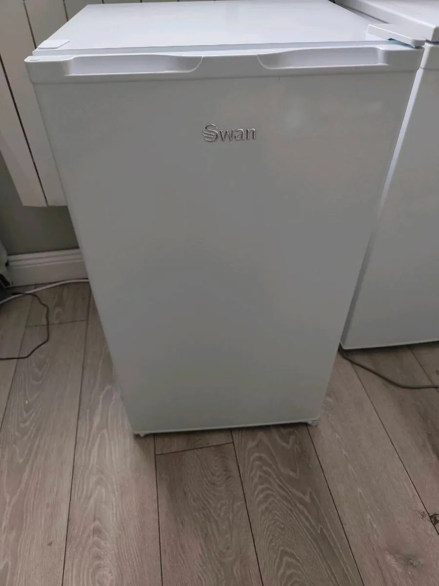Fridge and freezer p - Image 1