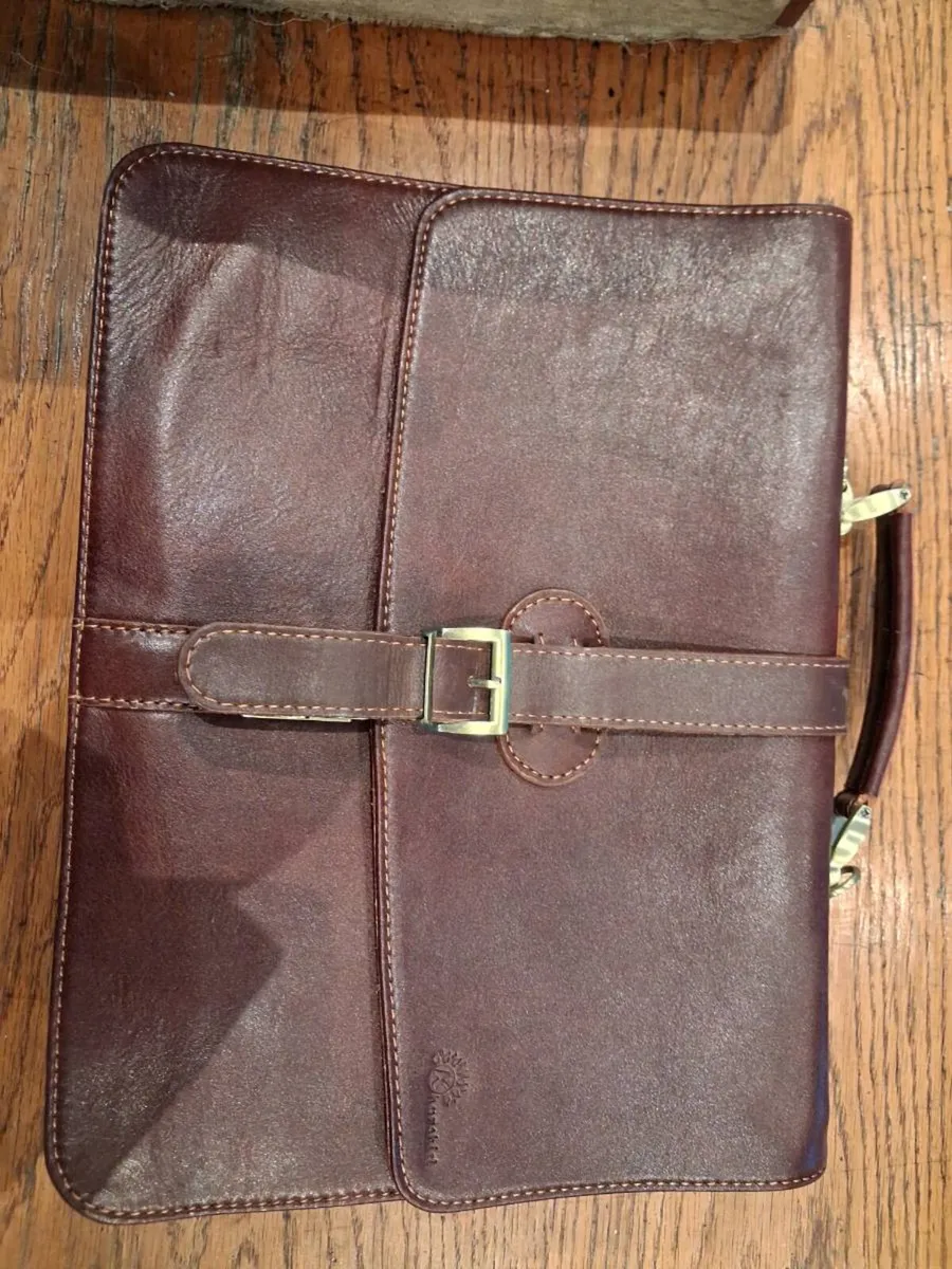 Briefcase KHORSHID Leather, brand new - Image 1