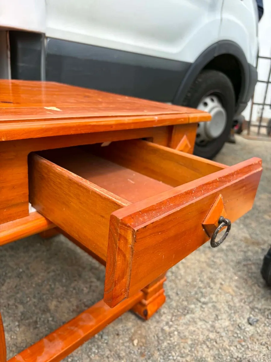 Solid wooden coffee table - Image 2