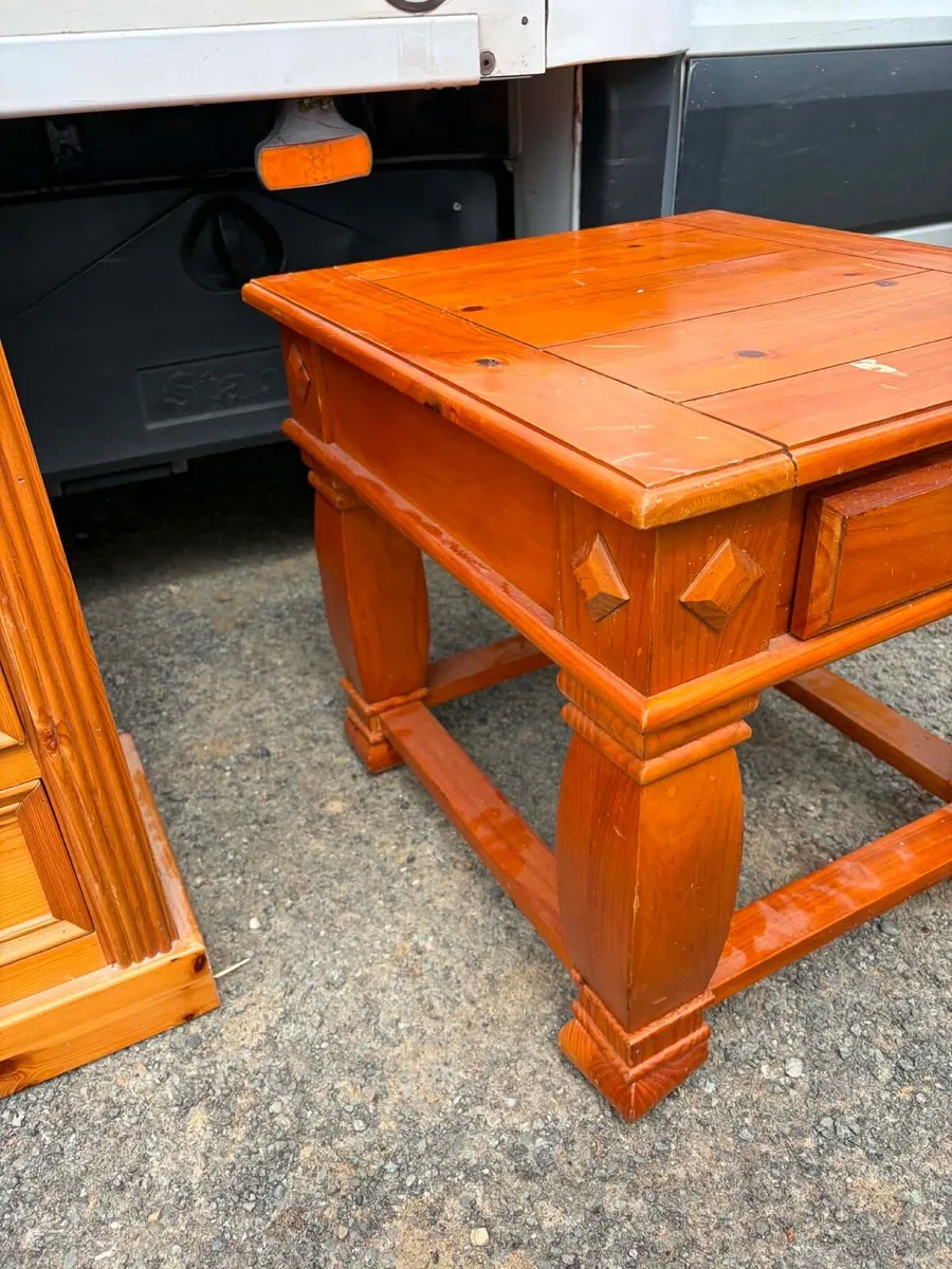 Solid wooden coffee table - Image 4
