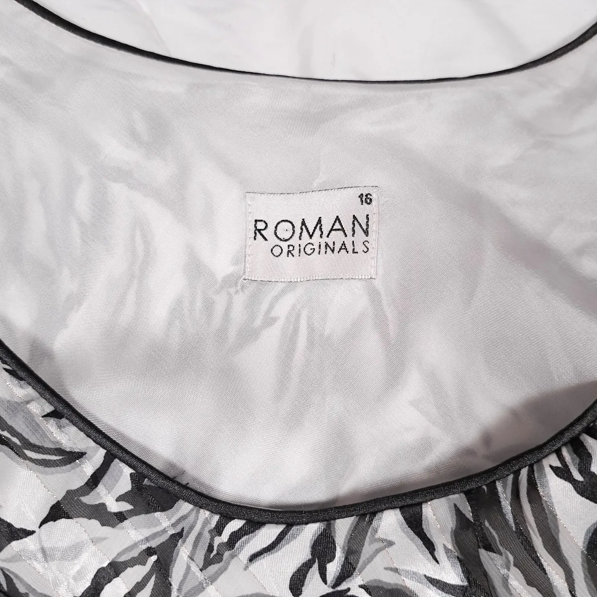Roman Black White Metallic Midi Dress 16UK/44EU - Image 3