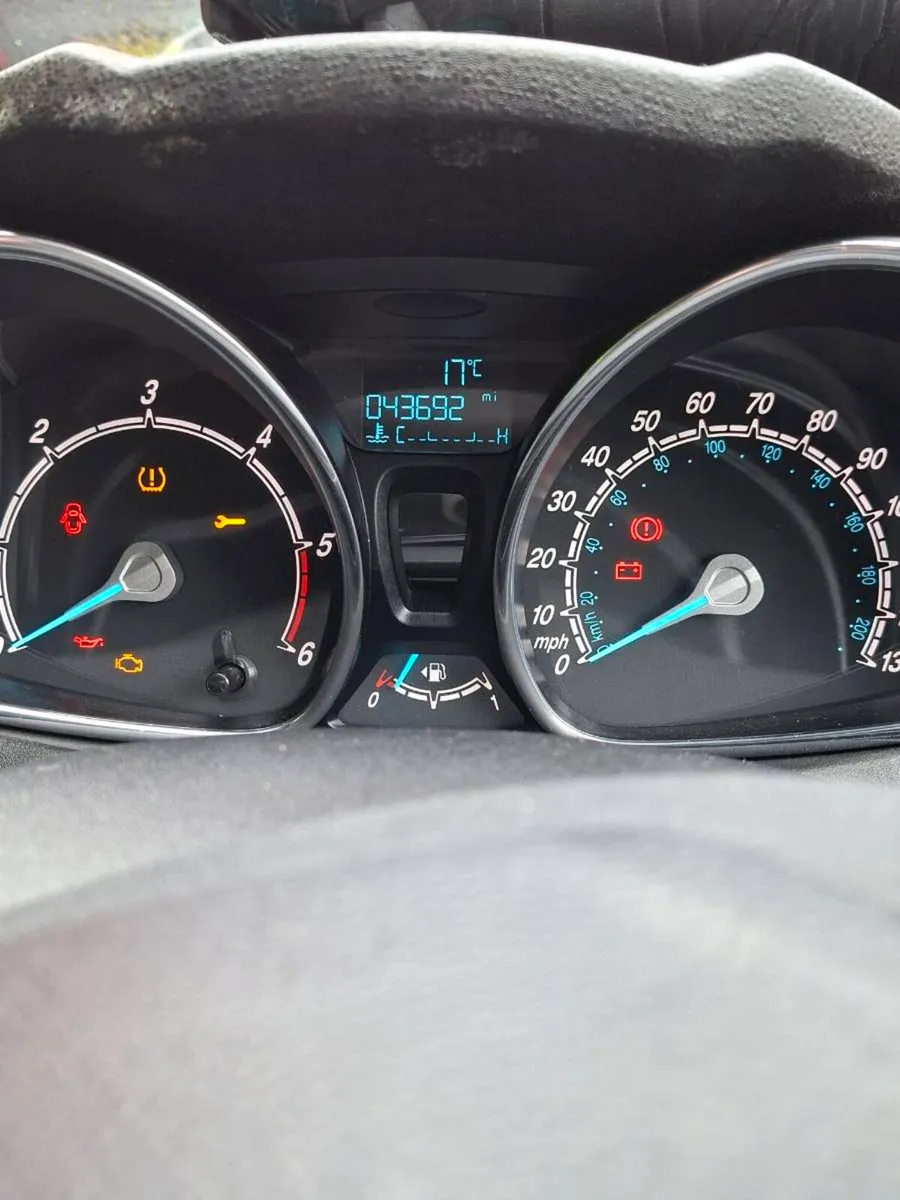 Ford fiesta focus kuga eco sport dash repair - Image 1
