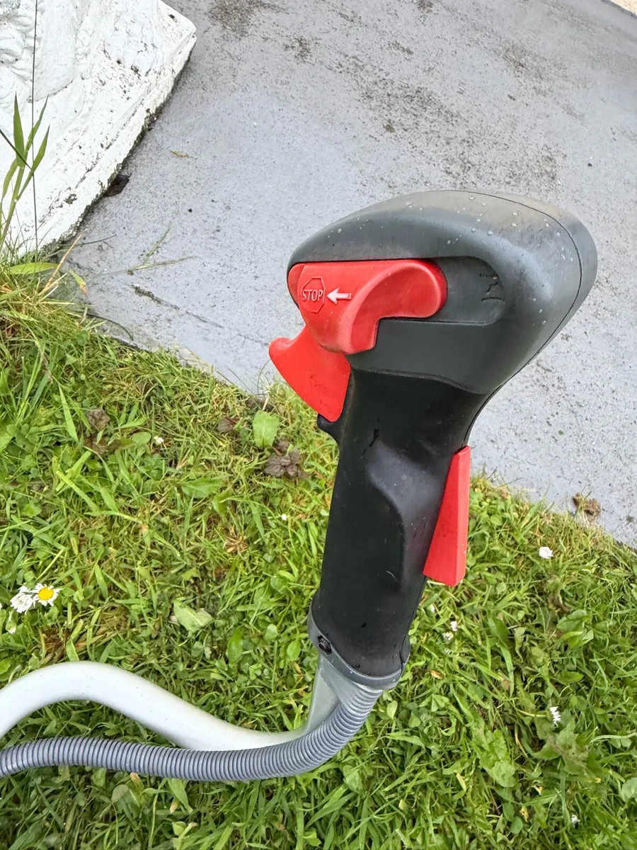 Grass Trimmer - Image 4