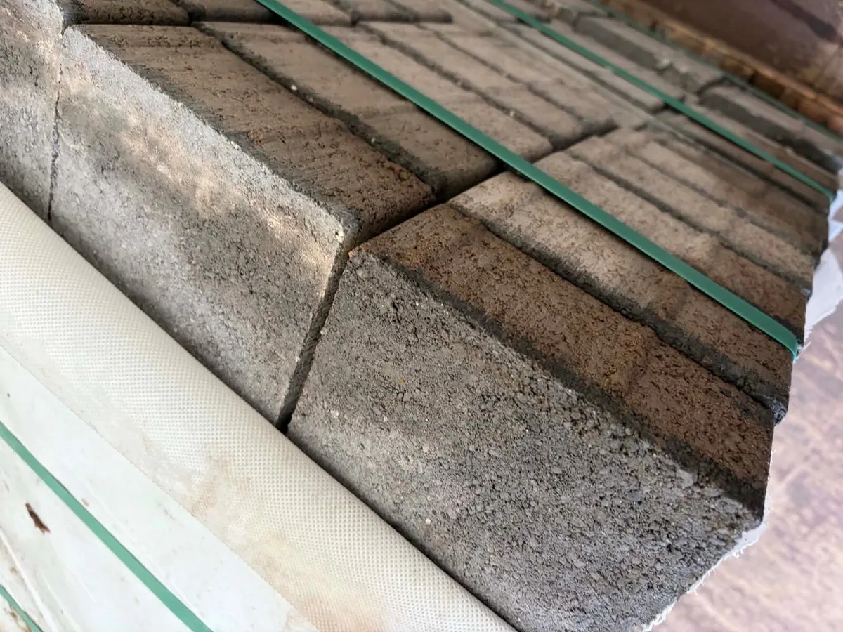 Paving new €250 - Image 2