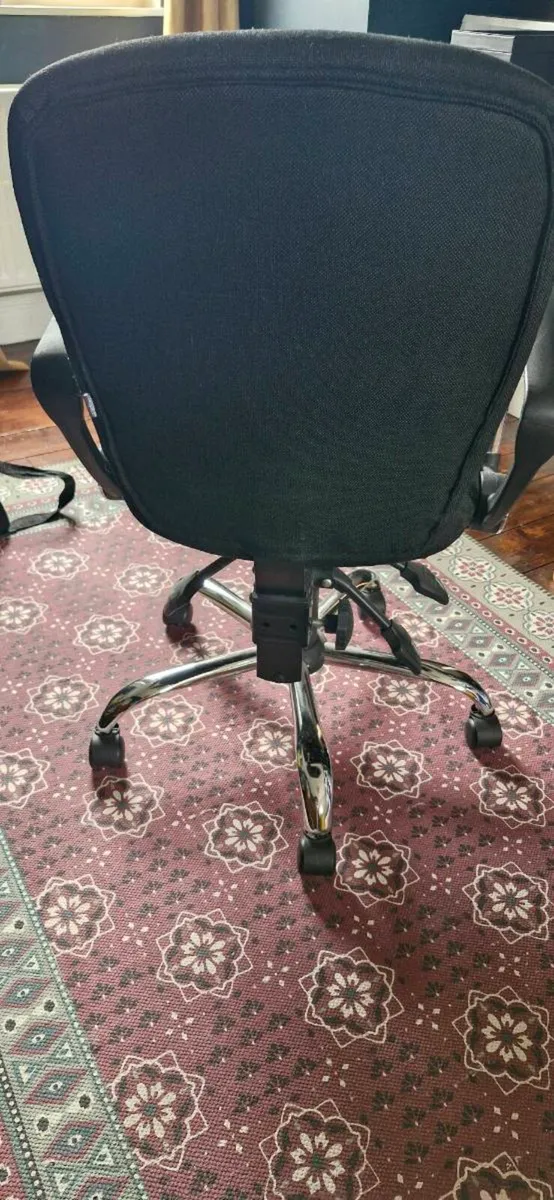 Office chair - Image 4