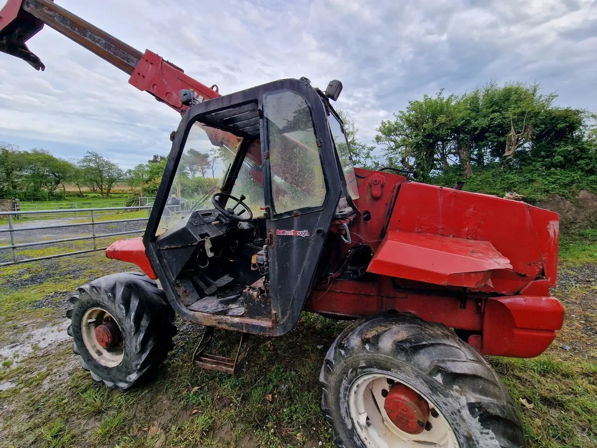 Manitou teleporter Bobcat 310 skidsteer Gehl - Image 3