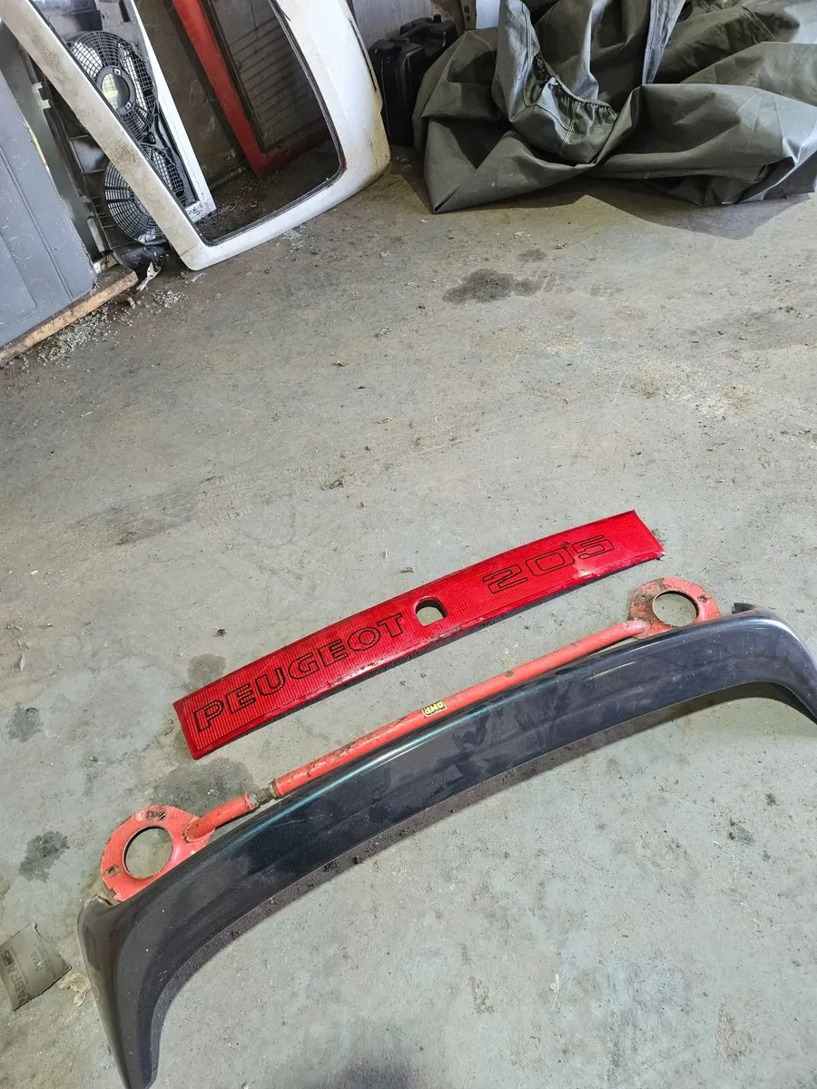 Some Peugeot  205 bits - Image 4