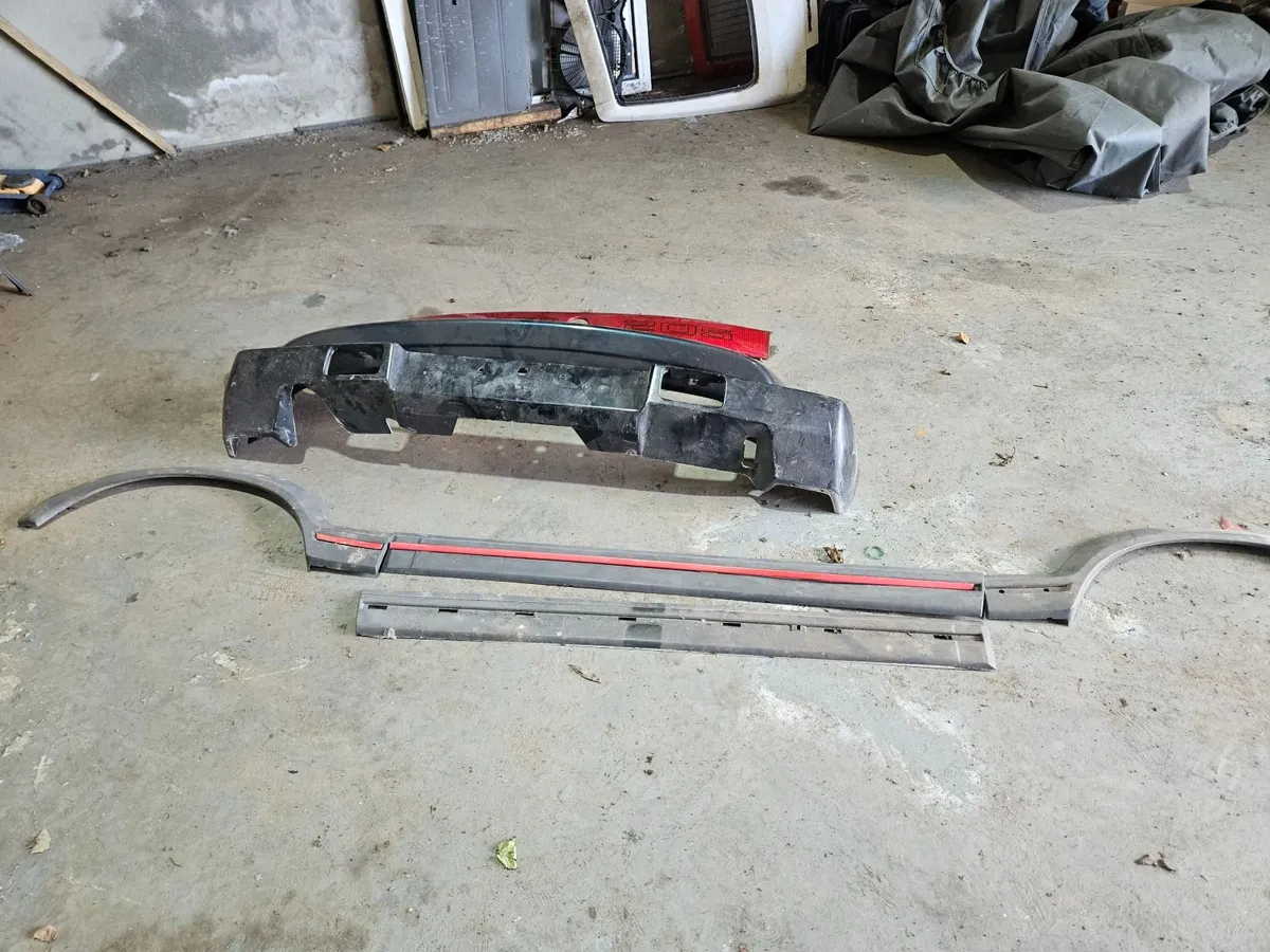 Some Peugeot  205 bits - Image 3