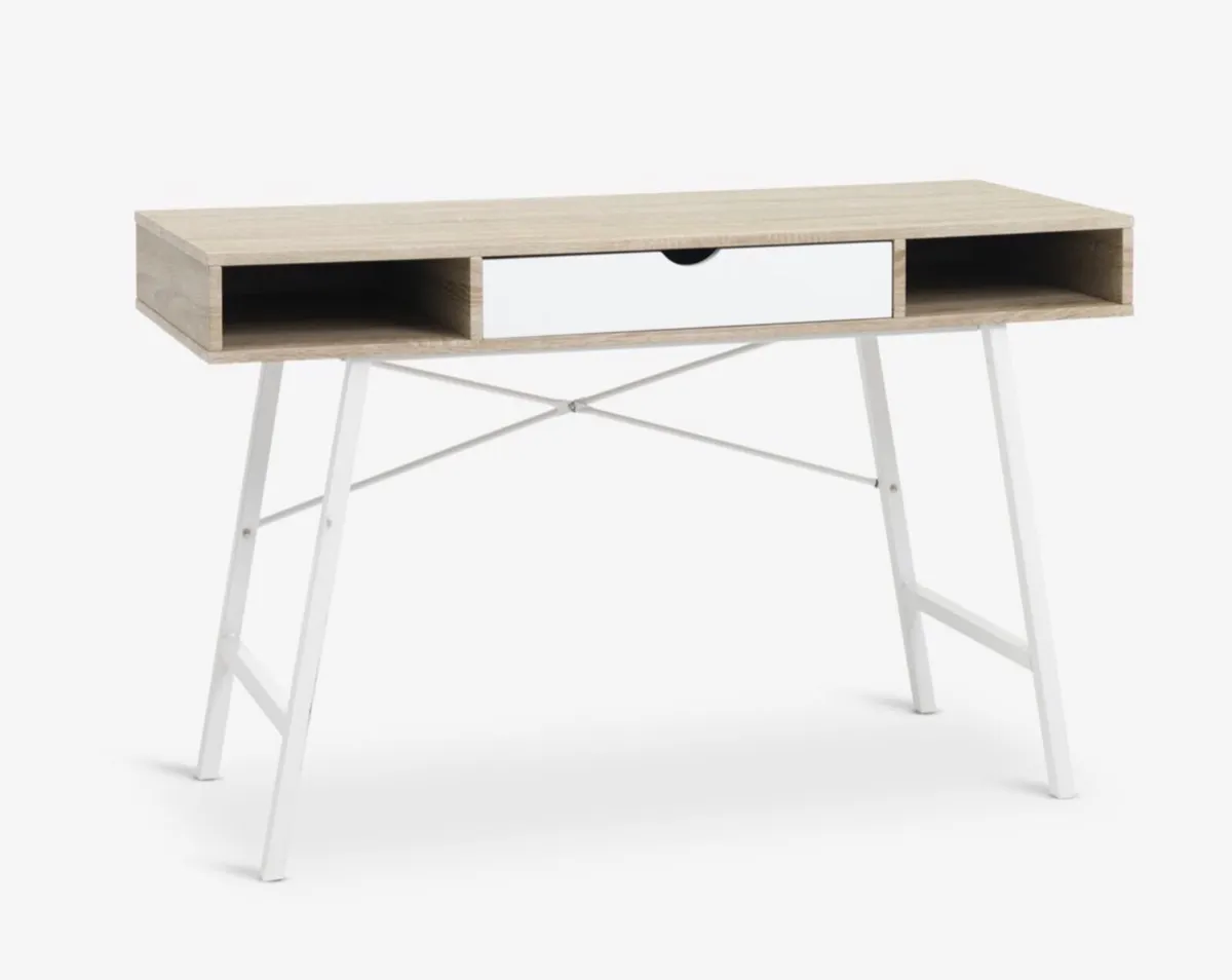 Desk table - Image 1