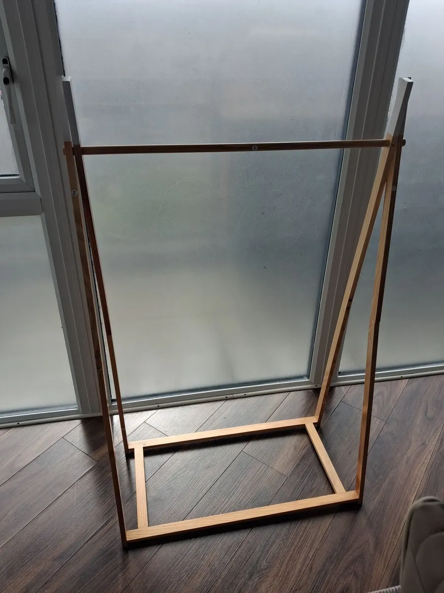 Kids Clothes Rack - Image 4