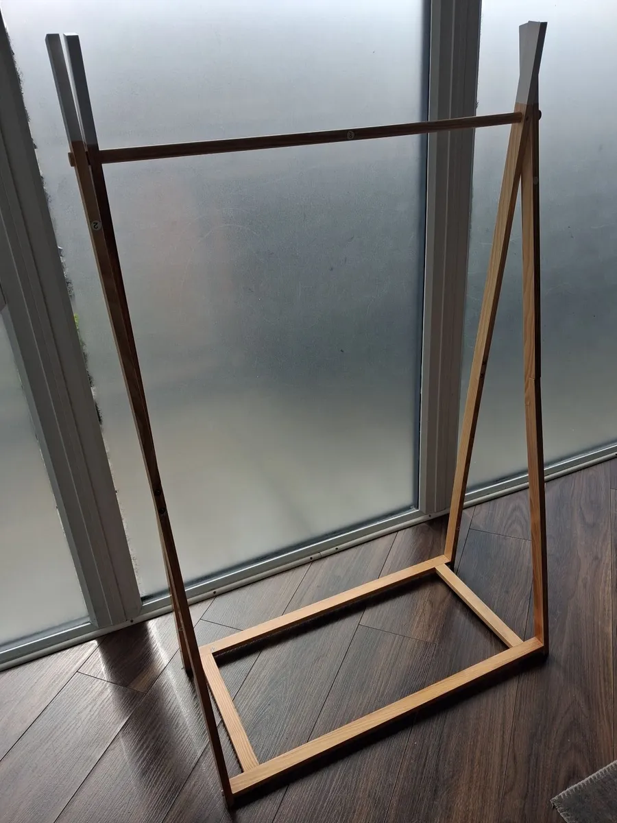 Kids Clothes Rack - Image 3