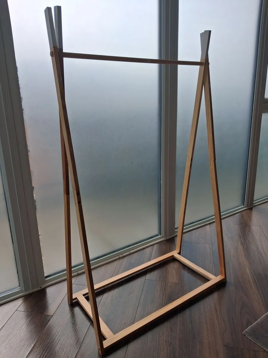 Kids Clothes Rack - Image 1