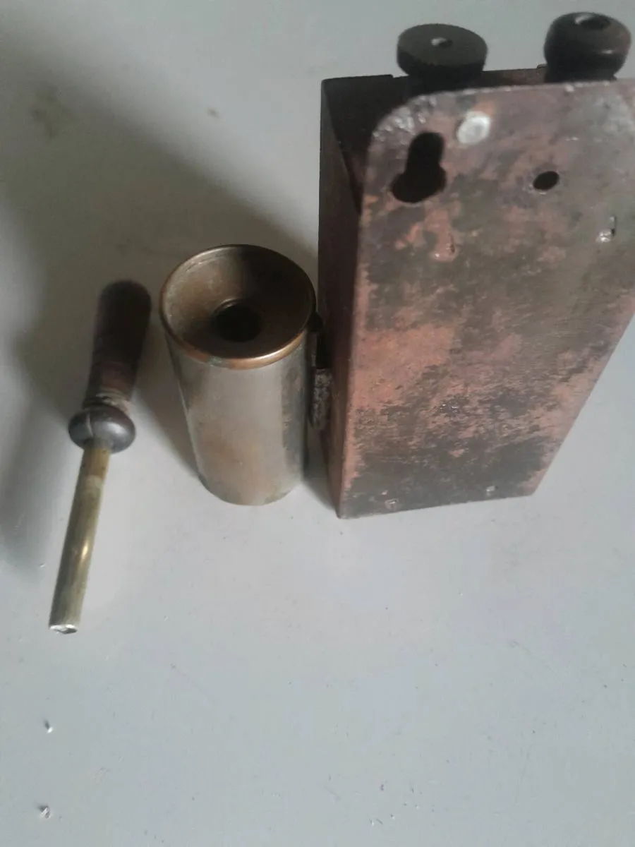 Vintage  French wall lighter - Image 2