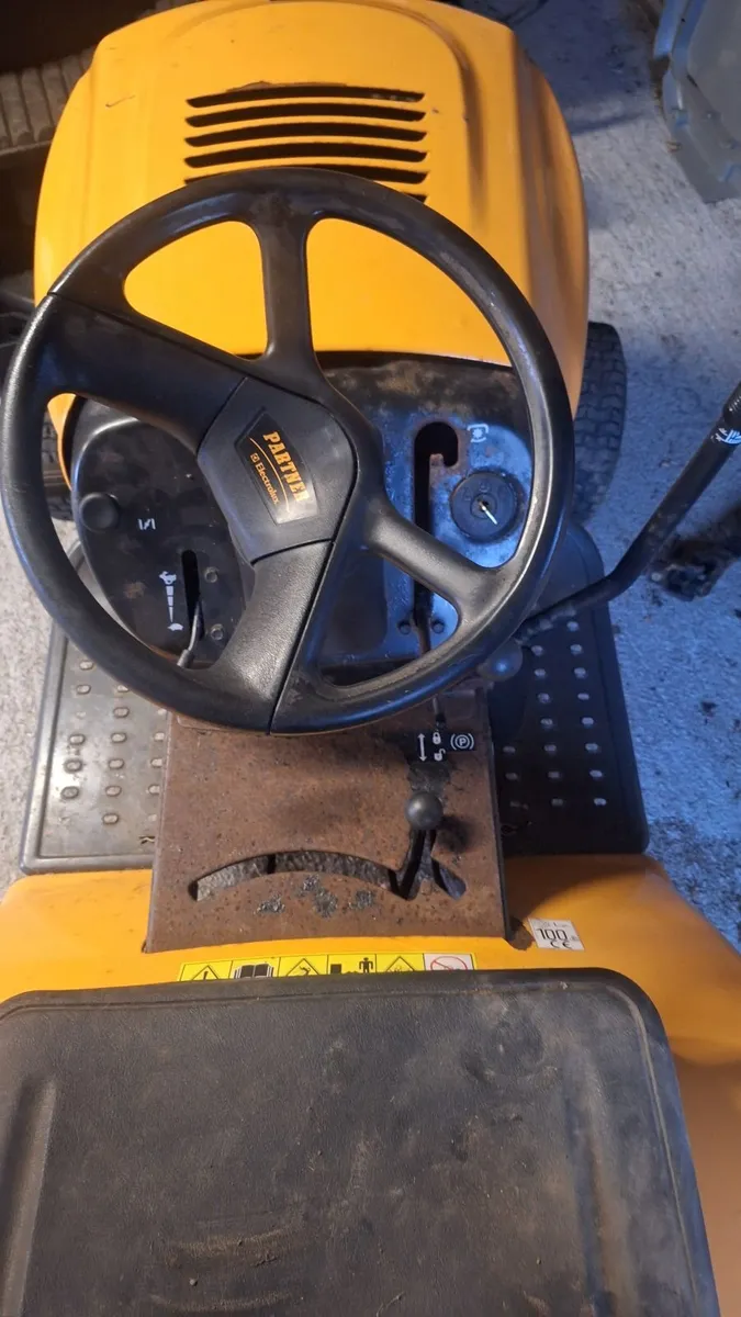 Ride on mower - Image 3