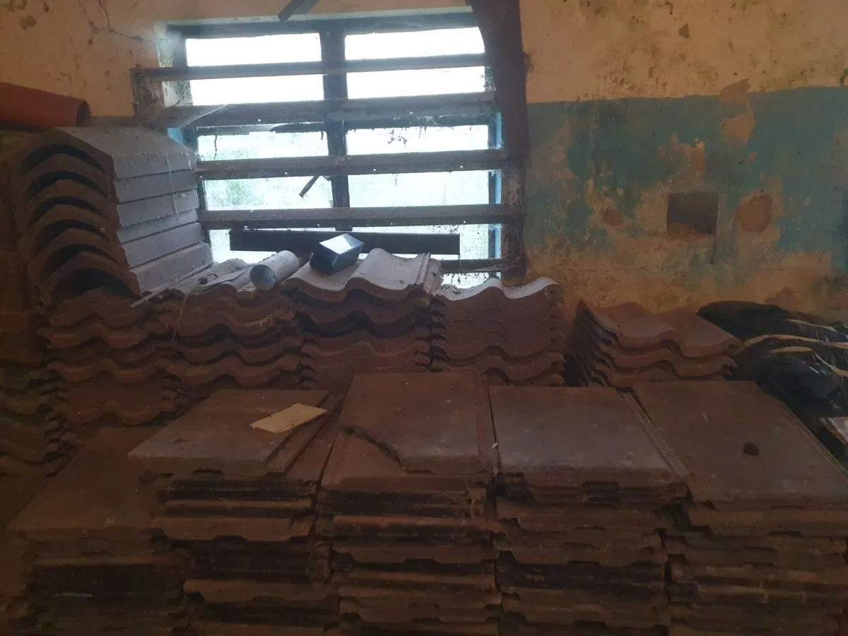Quinn/Mannok and Redland Roof and Ridge Tiles - Image 2