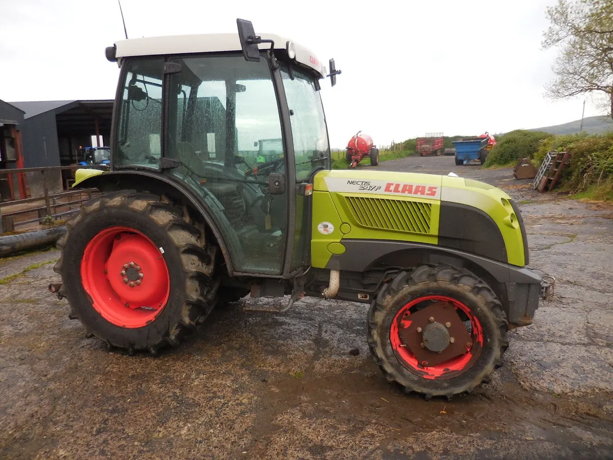 CLAAS 247F 4WD - Image 3