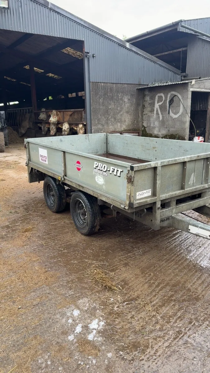 Trailer - Image 1