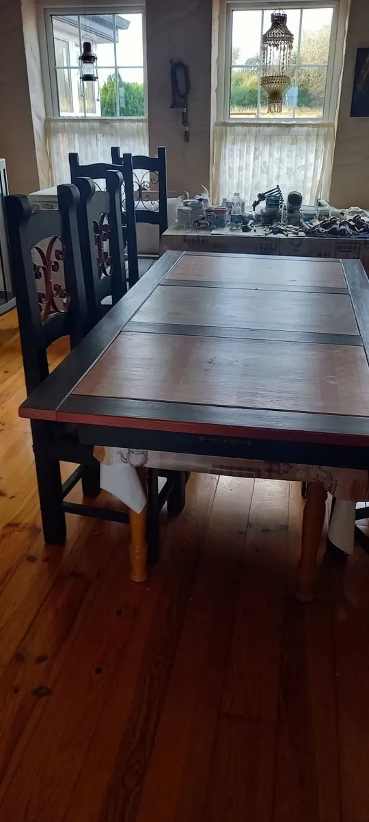 Upcycled dining table and 6 dining chairs - Image 1