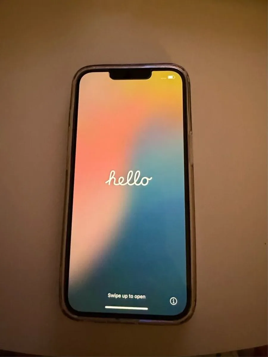 iPhone 13 - Image 1