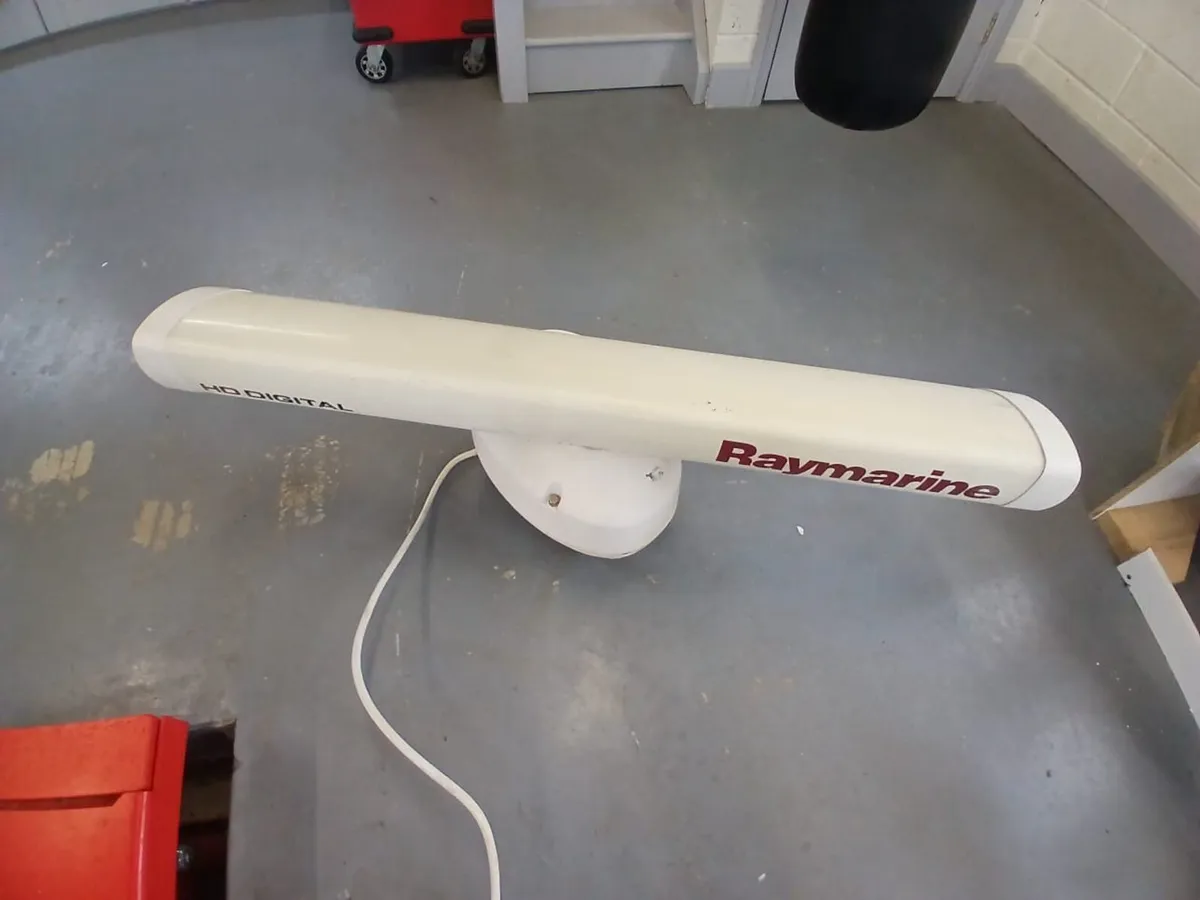 Raymarine Radar,Plotter,Airmar sounder, Autopilot - Image 3