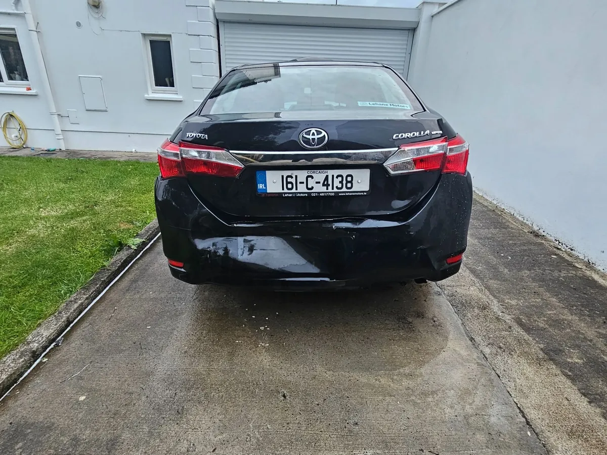 TOYOTA COROLLA 1.4 2016 90,000km - Image 2