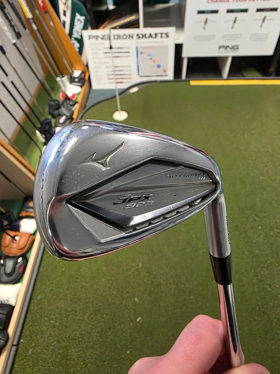Mizuno Jpx923 Hot Metal HL Irons - Image 4