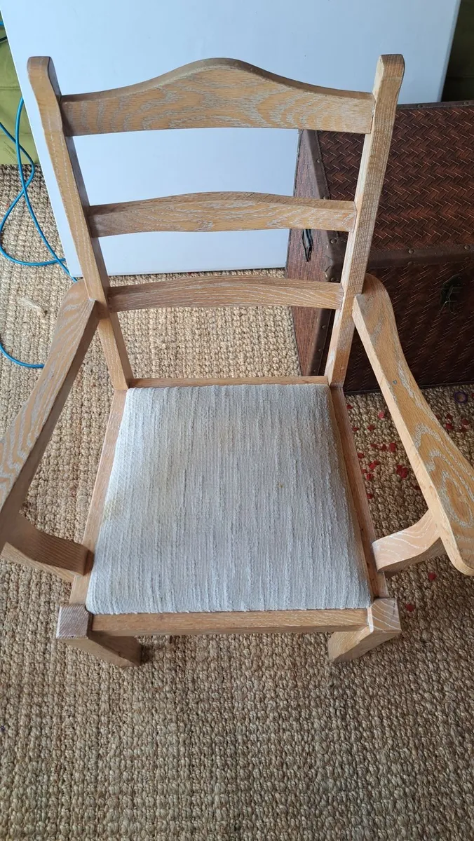 Kitchen Table & 8x Chairs - Image 4