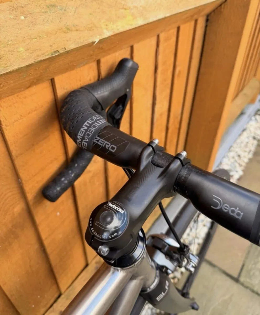 Van Nicholas Titanium Road Bike 52cm DI2 - Image 4