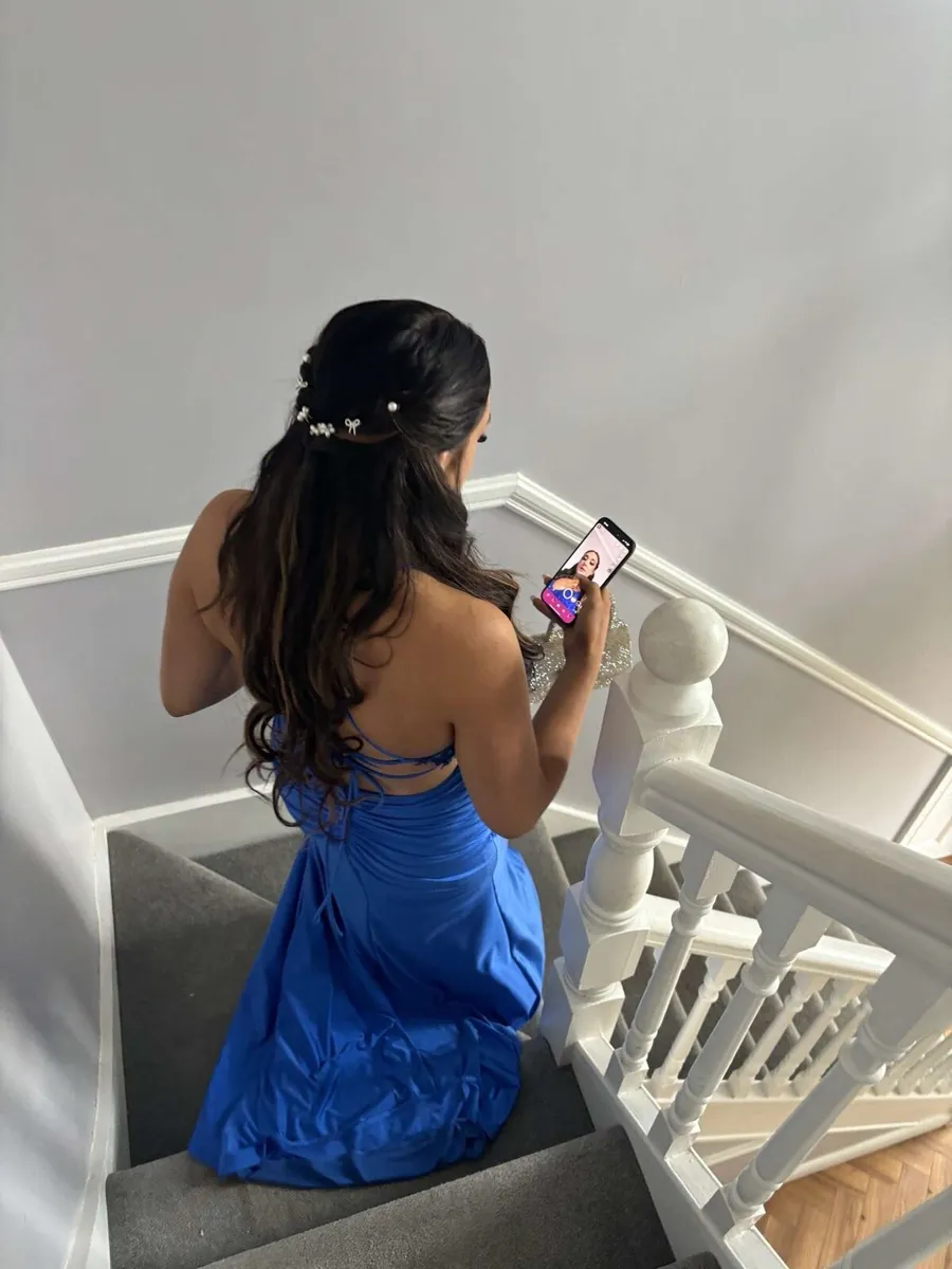 Royal blue debs dress - Image 3