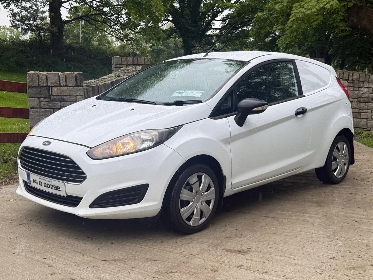Ford Fiesta Van 1.5 TDCI - Image 1