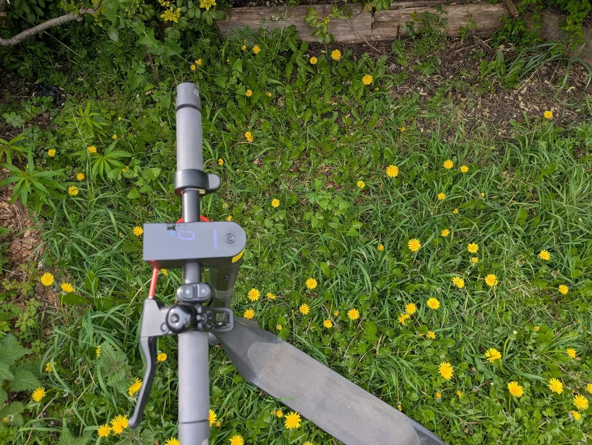Xiaomi electric scooter 4 lite 2nd gen - Image 2