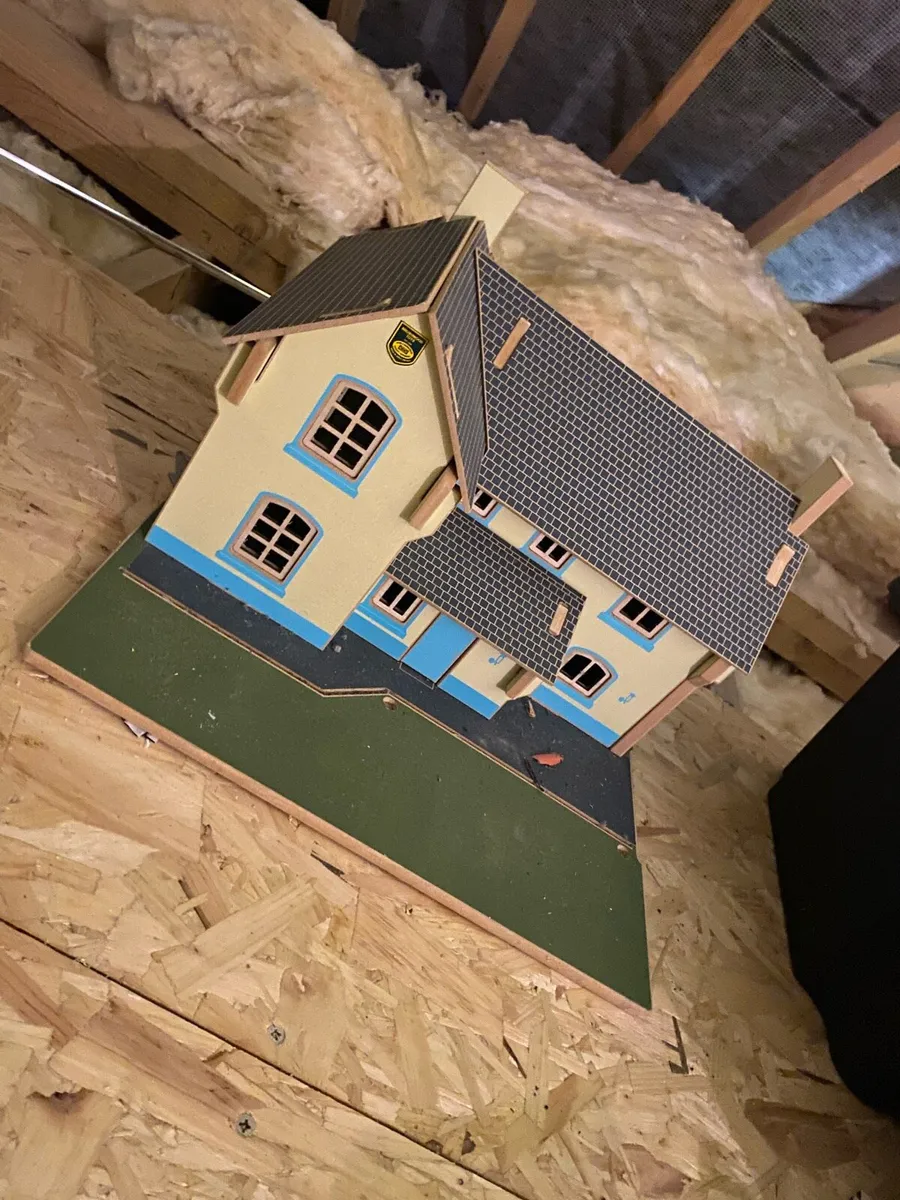 Brush wood sheds and Bruder toys - Image 2