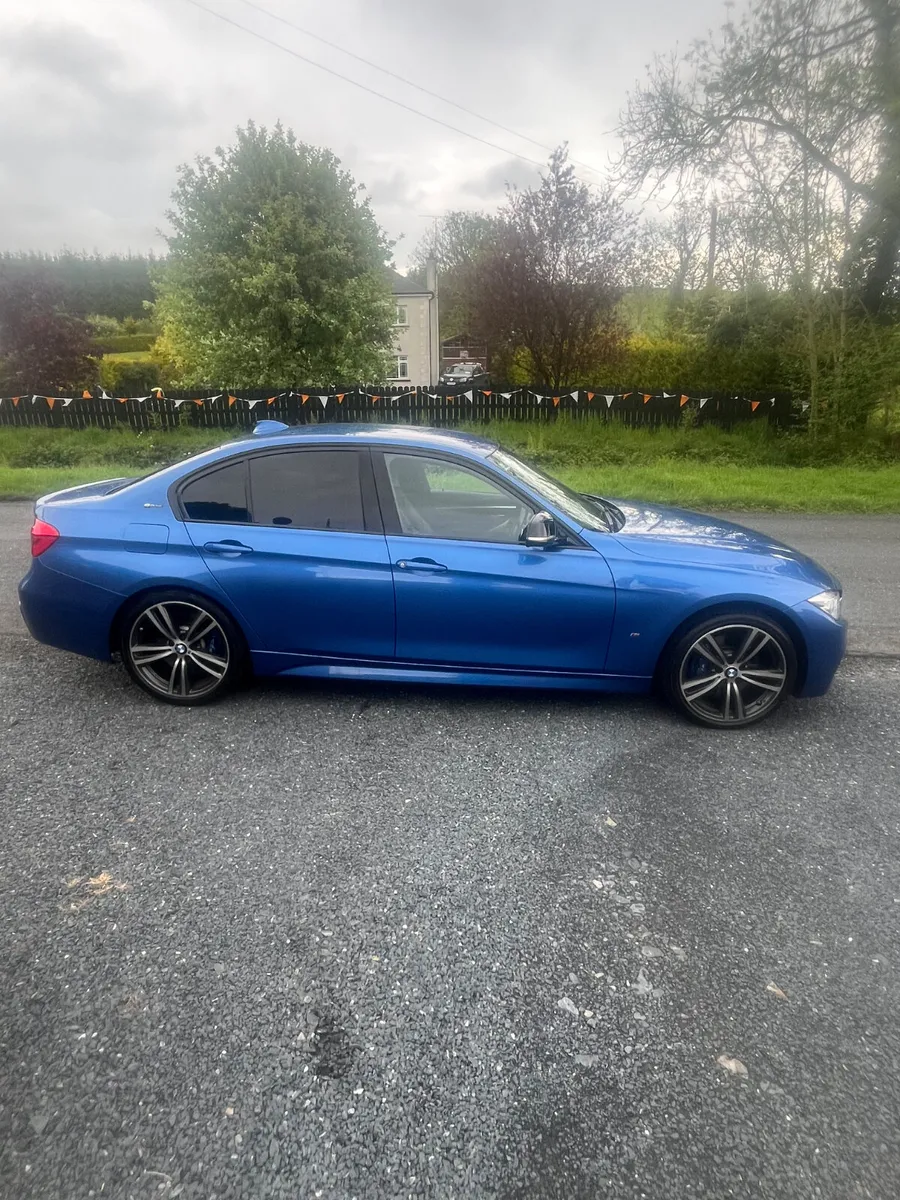 2017 BMW 330e - Image 1