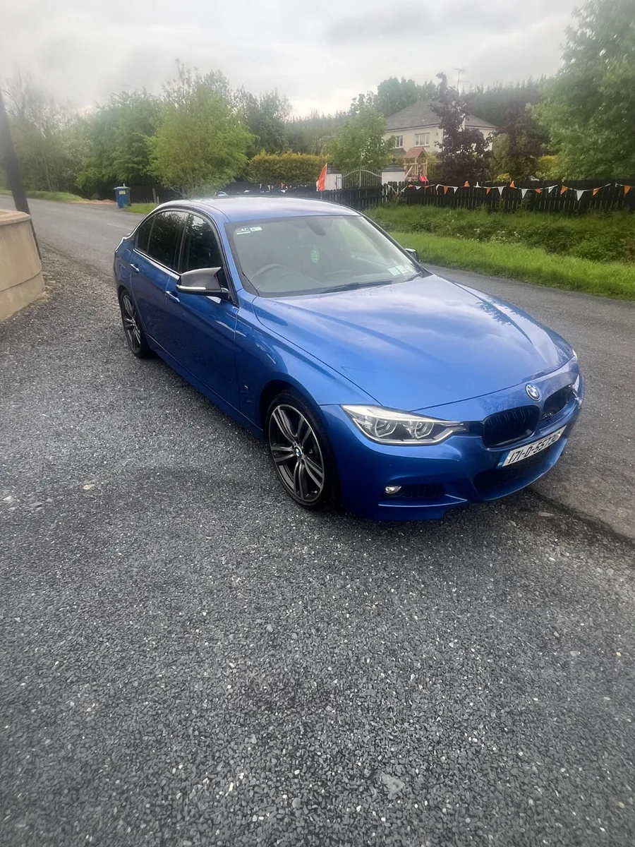 2017 BMW 330e - Image 2
