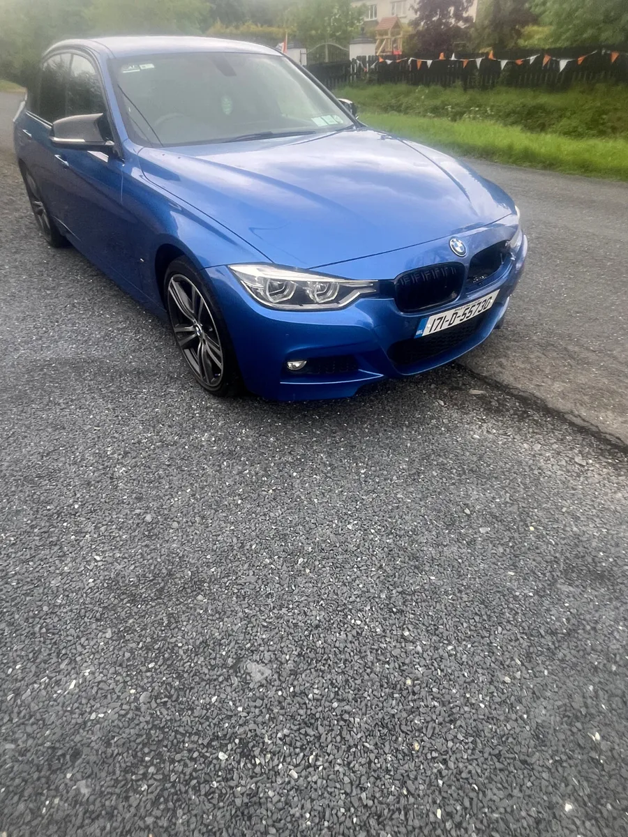 2017 BMW 330e - Image 4