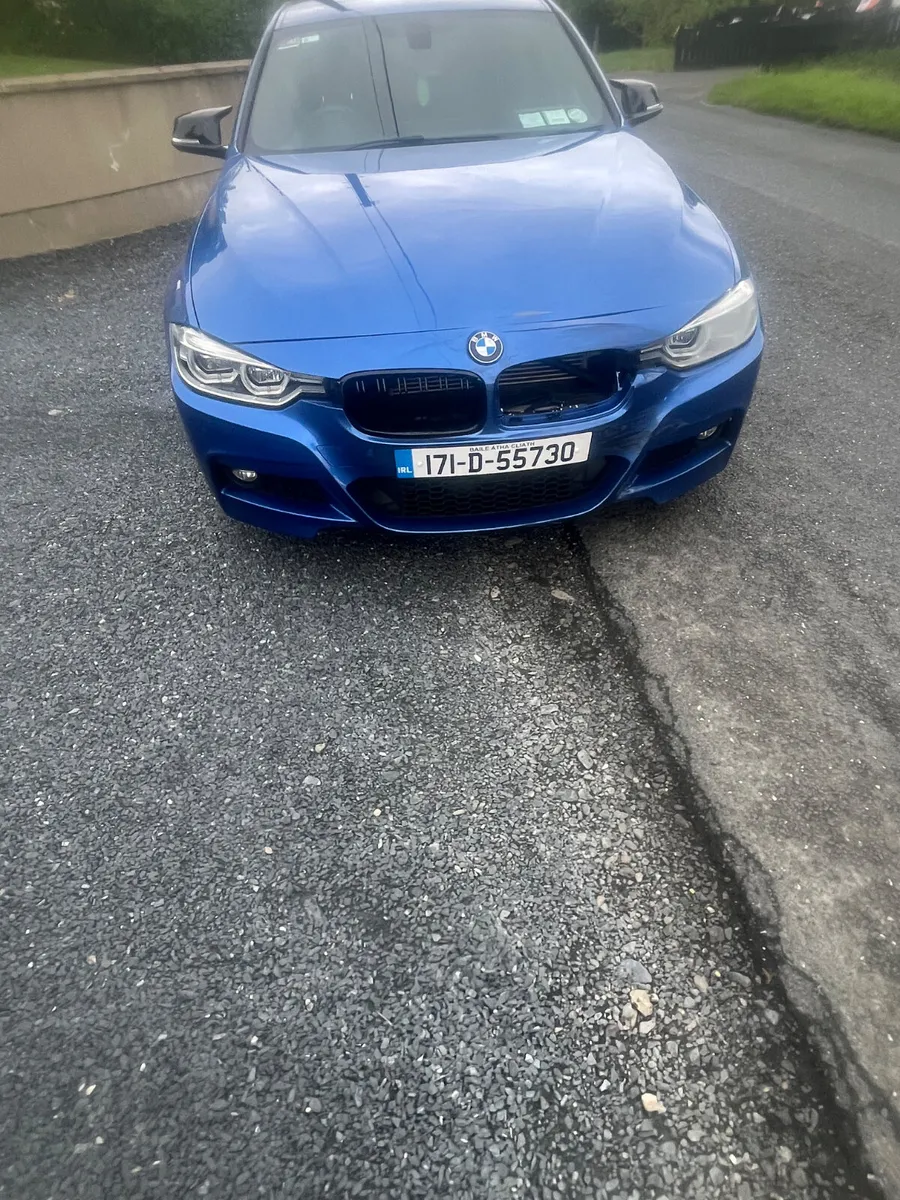2017 BMW 330e - Image 3