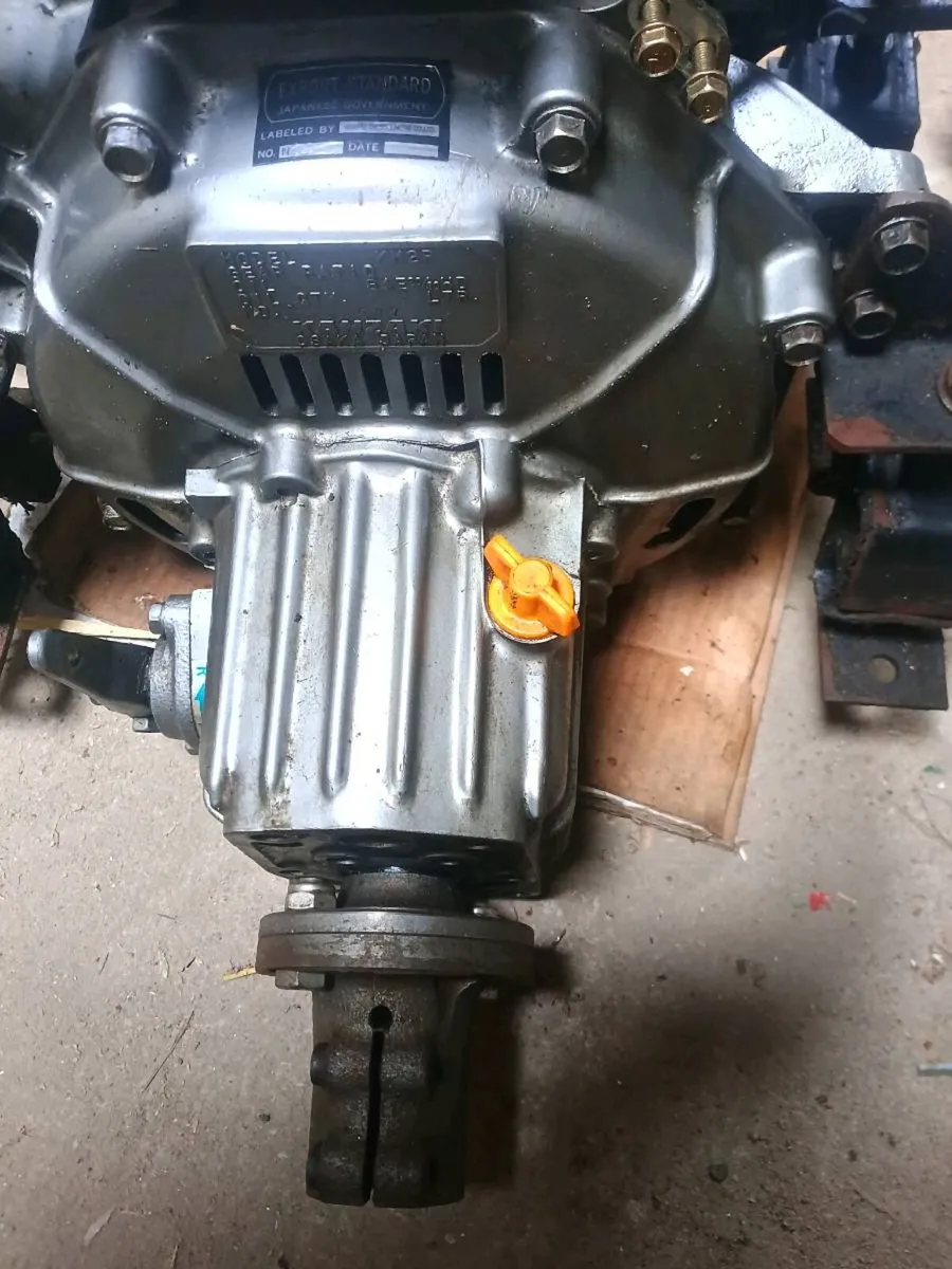 9.9 Yamaha and Yanmar GM10   Marine Radio - Image 2