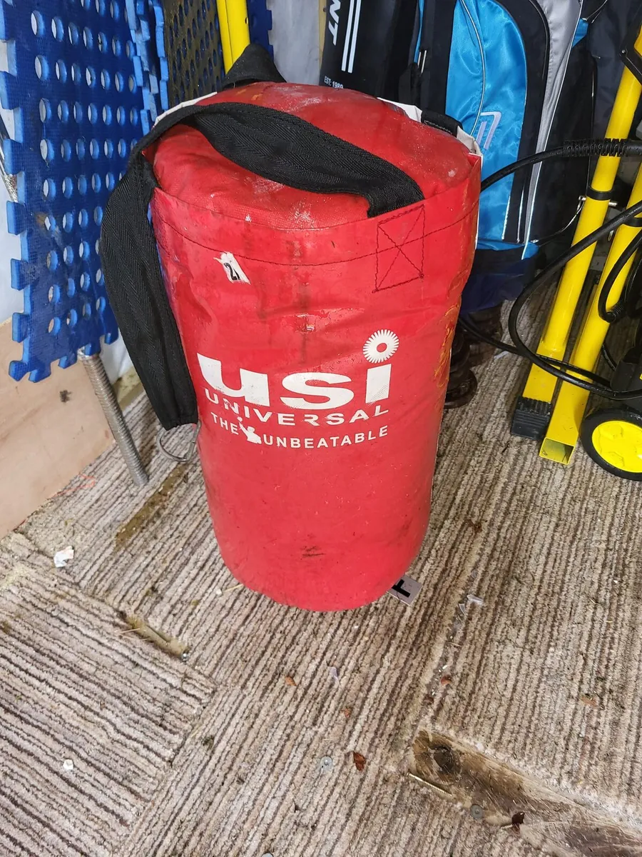 heavy boxing  bags - Image 1