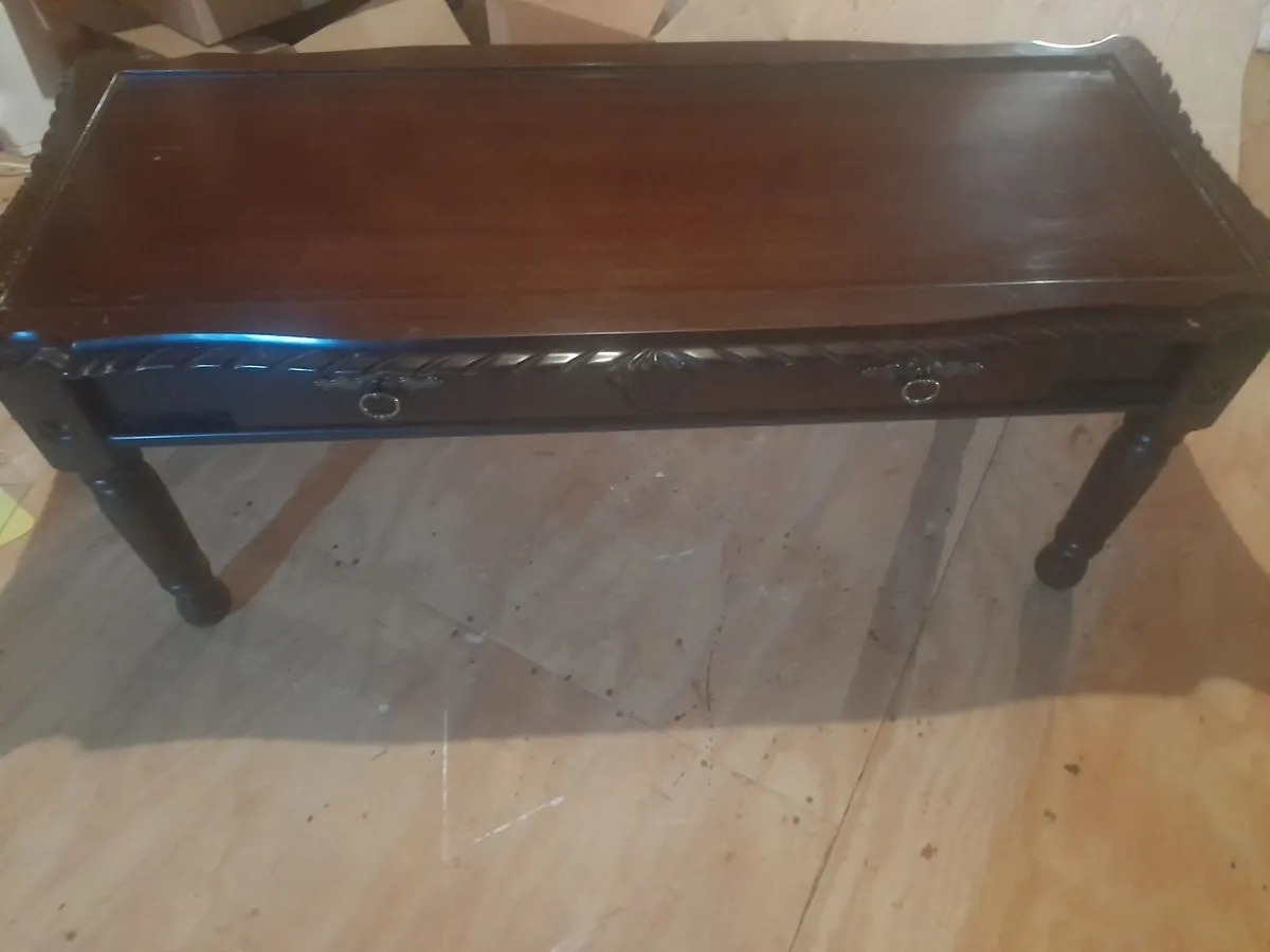 Coffee table - Image 1