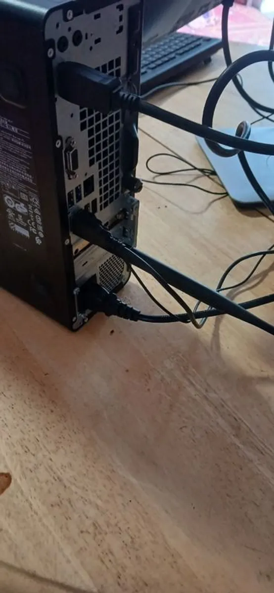 Hp Midi Pc Prodesk 400 G4 Sff - Image 3