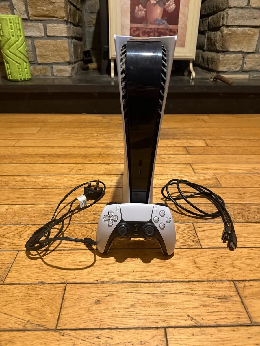 PlayStation 5 Digital 825 gb - Image 3