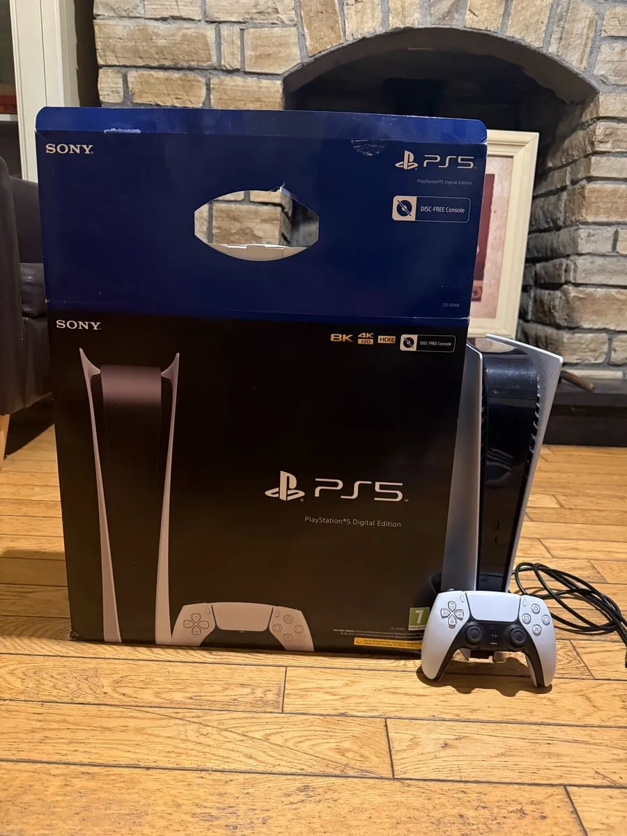 PlayStation 5 Digital 825 gb - Image 2