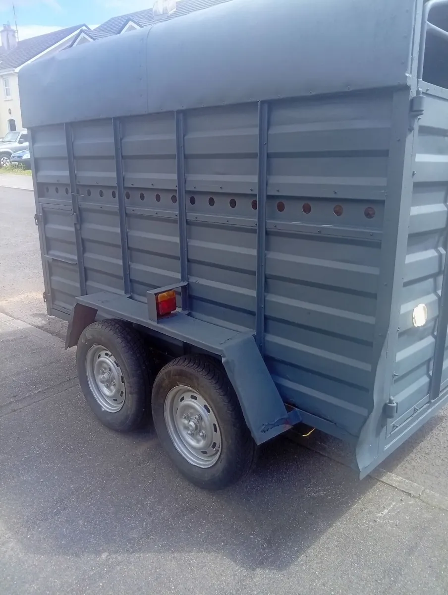 Cow trailer - Image 2