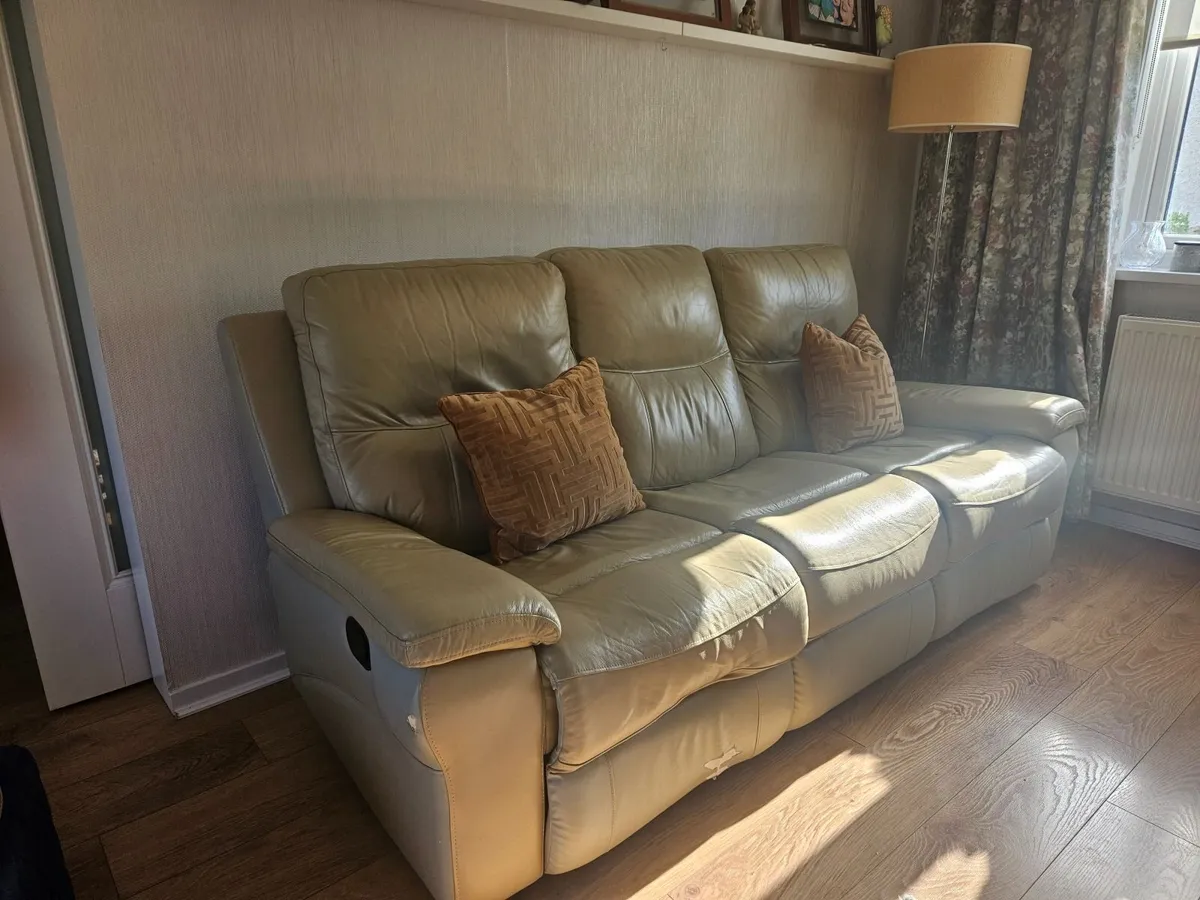 Sofa - Image 2