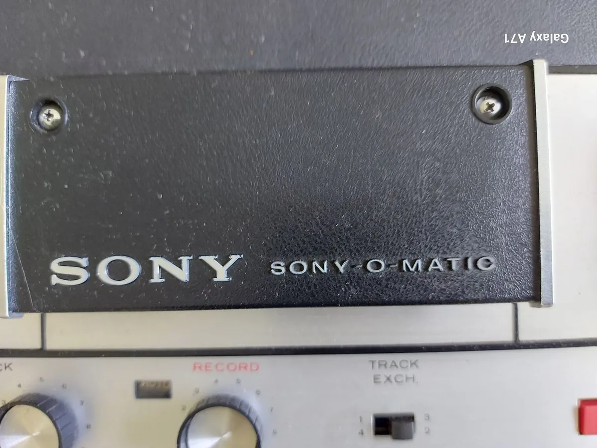 SONY TAPECORDER Model TC-105, in beautiful case an - Image 4