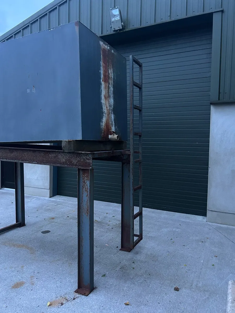 Metal Molasses Storage Tank 4500 LT - Image 3